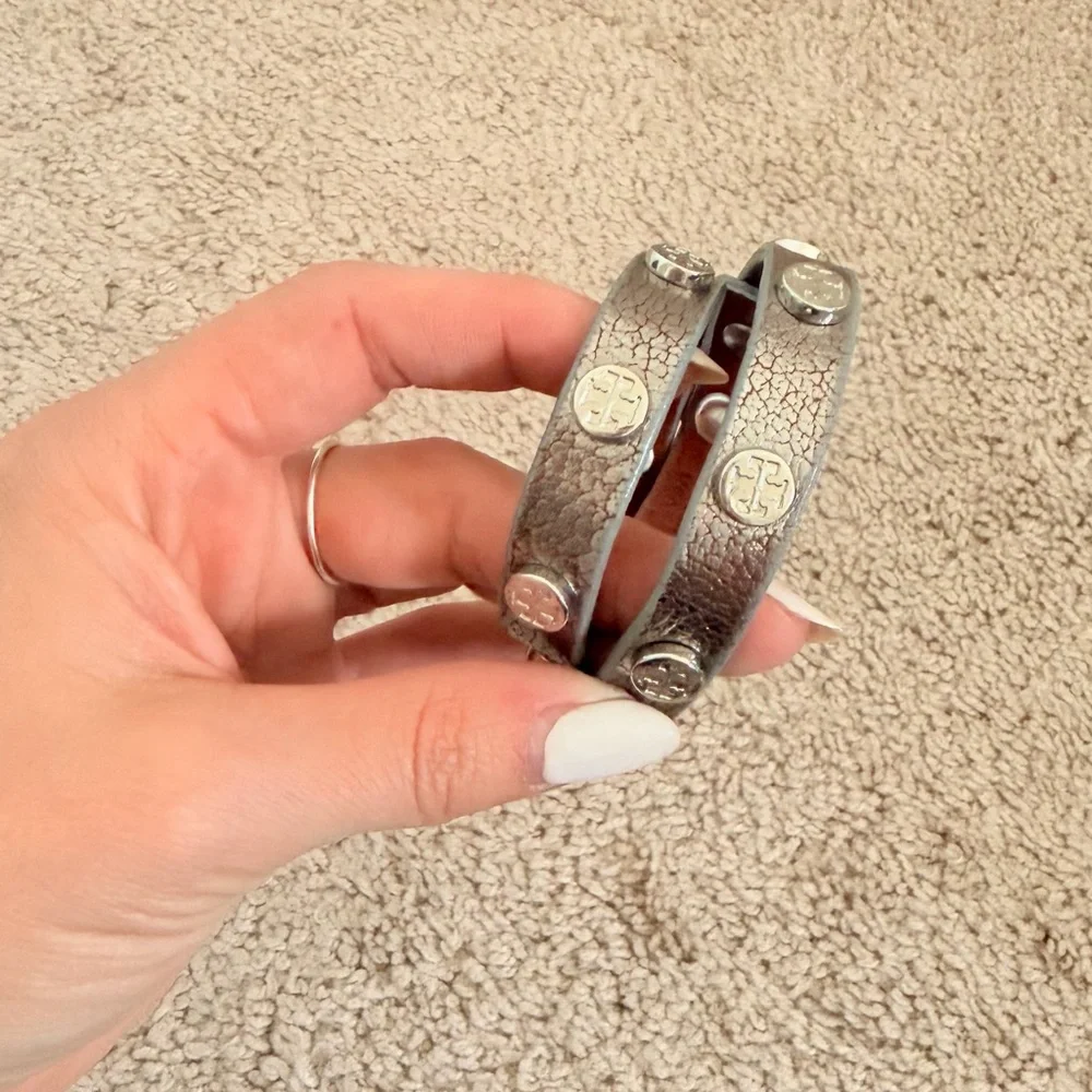 Tory Burch elegant silver